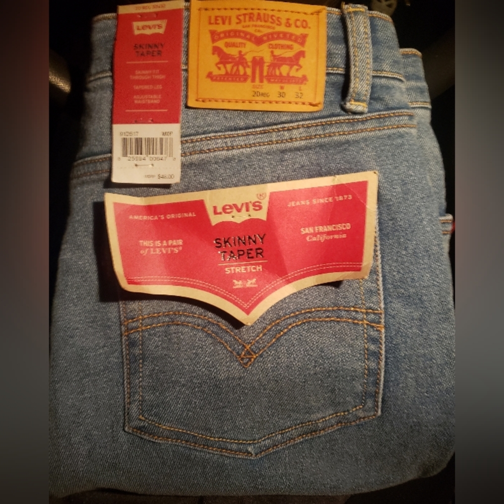 Levi's Skinny Tapered Jeans